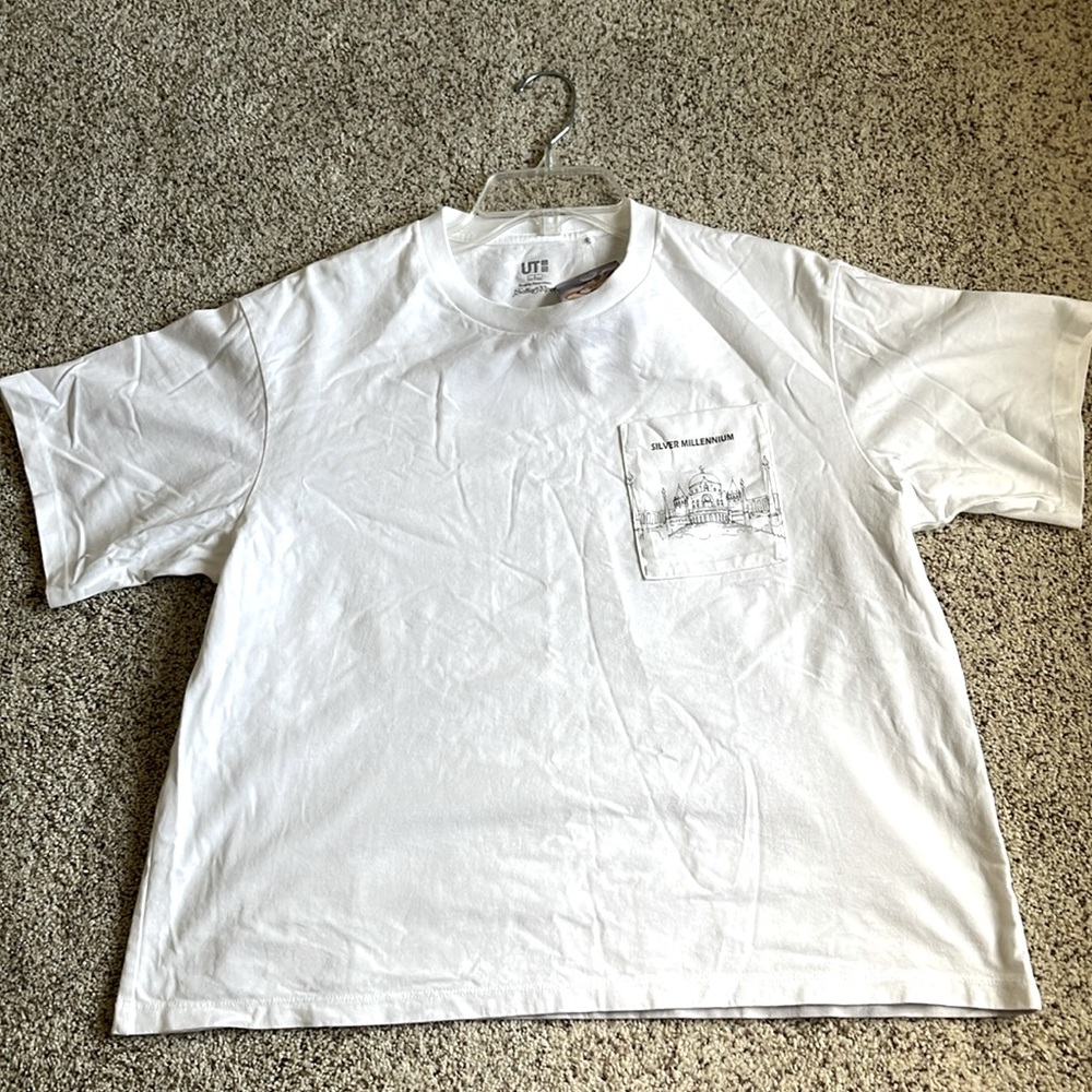 Uniqlo Sailor Moon Graphic T-Shirt